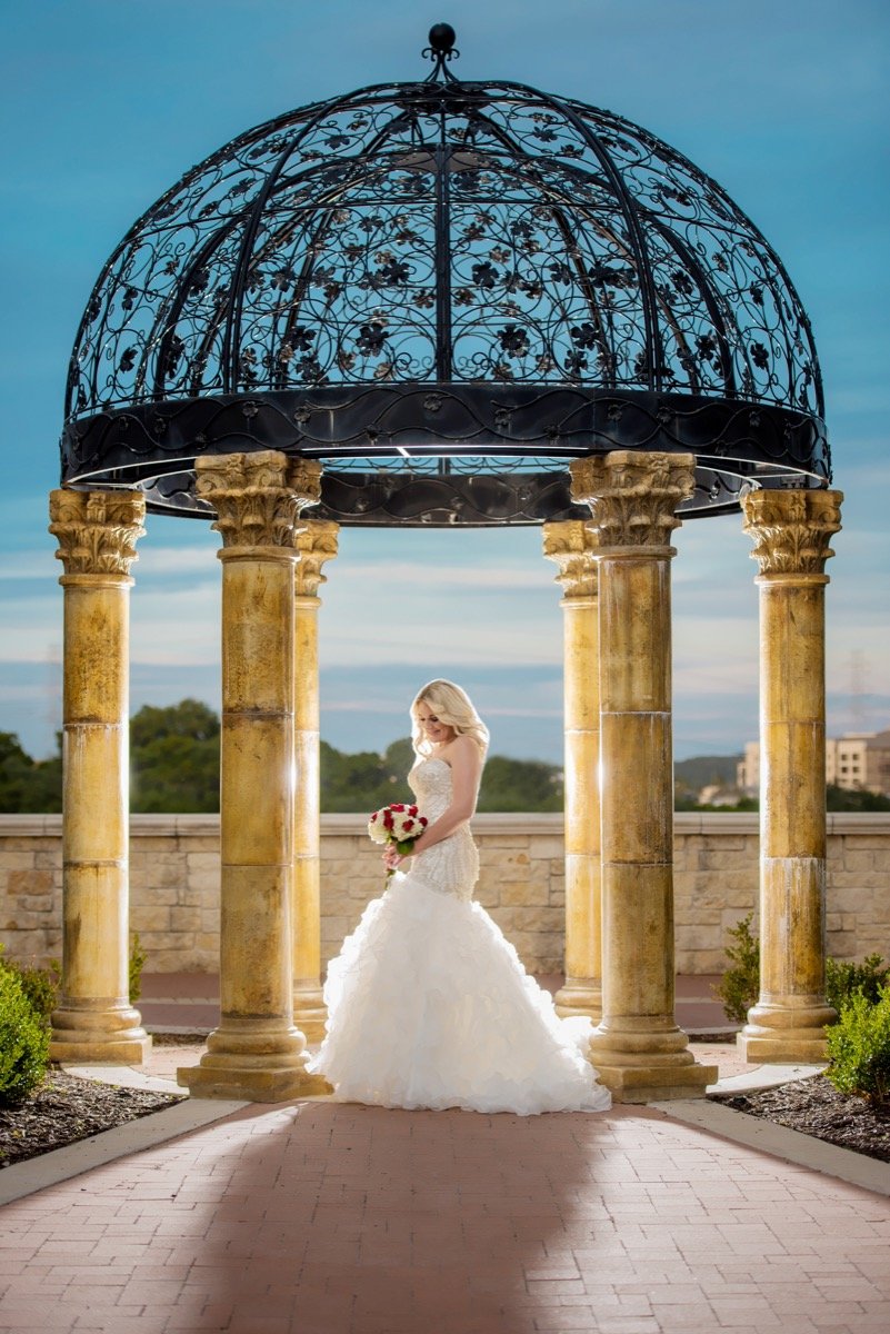 LimeLight San Antonio Photograhy and Videography-BridalBuzz-San Antonio Weddings