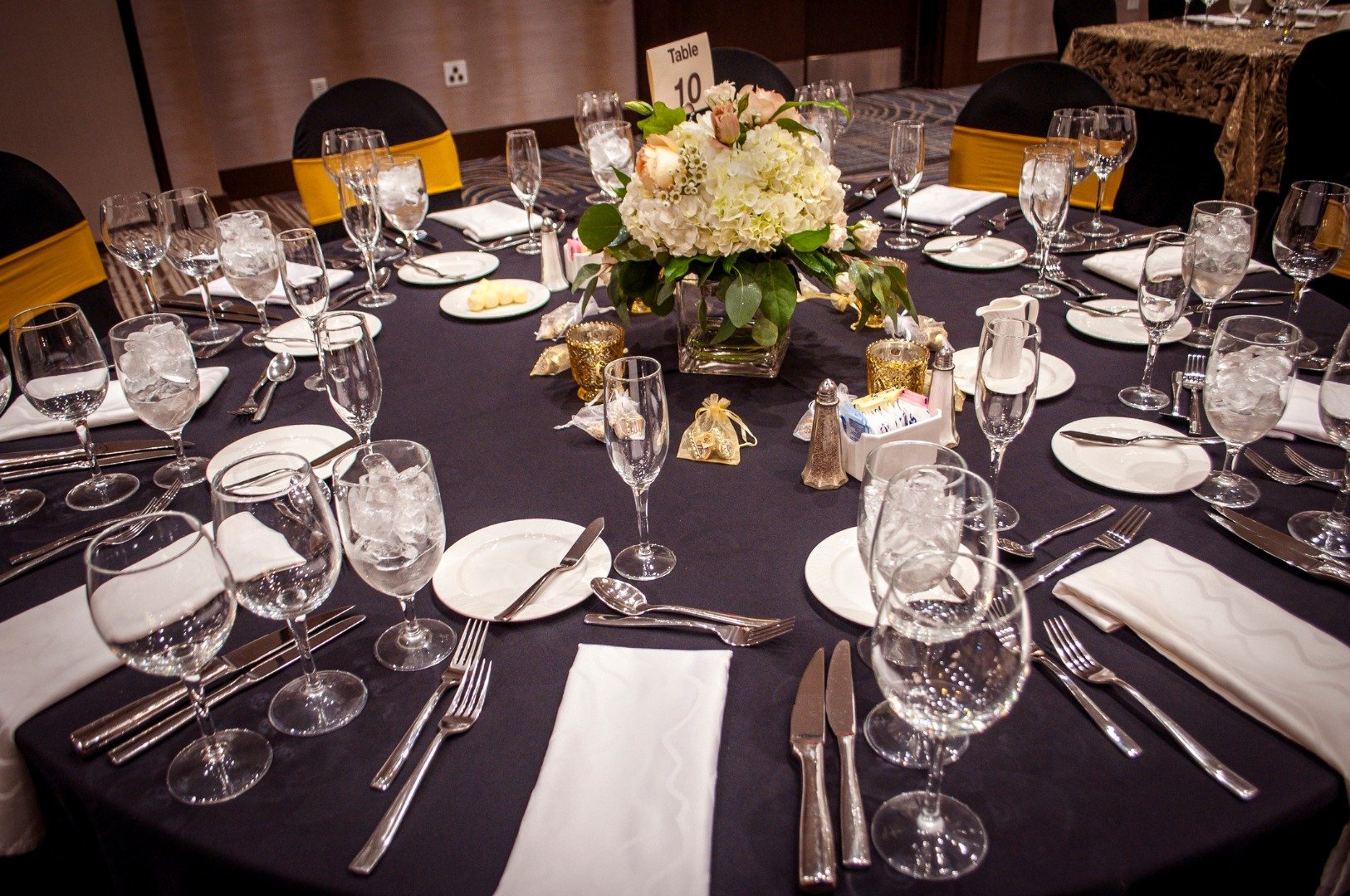 Embassy Suites_Landmark-BridalBuzz-San Antonio Weddings