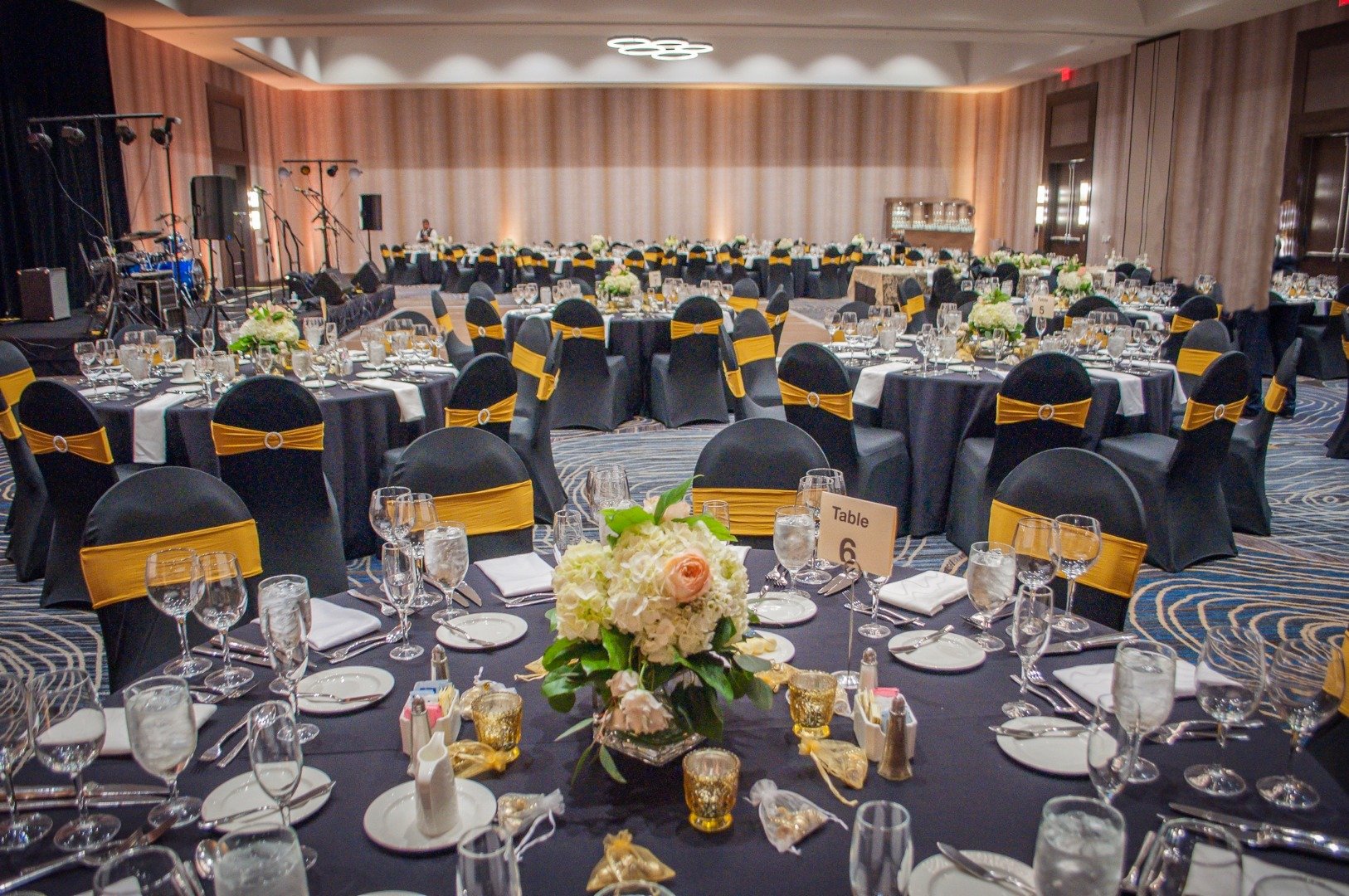 Embassy Suites_Landmark-BridalBuzz-San Antonio Weddings