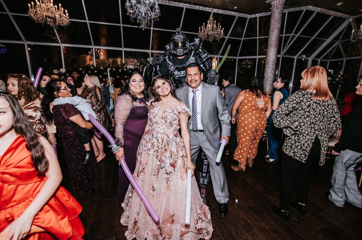 Jersson Luna Photography-BridalBuzz-San Antonio Weddings