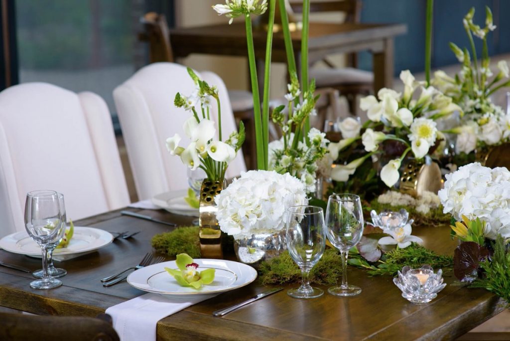 Flair Floral decorates a table like no other floral designer