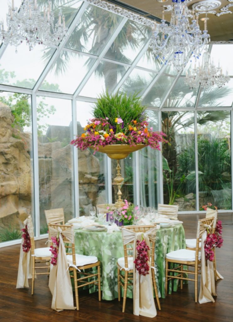 Flair Floral decorates a table like no one else!