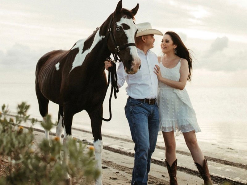 http://A%20Girls%20Intuition%20and%20A%20Horse%20Ride%20-%20Blog%20-%20San%20Antonio%20Weddings