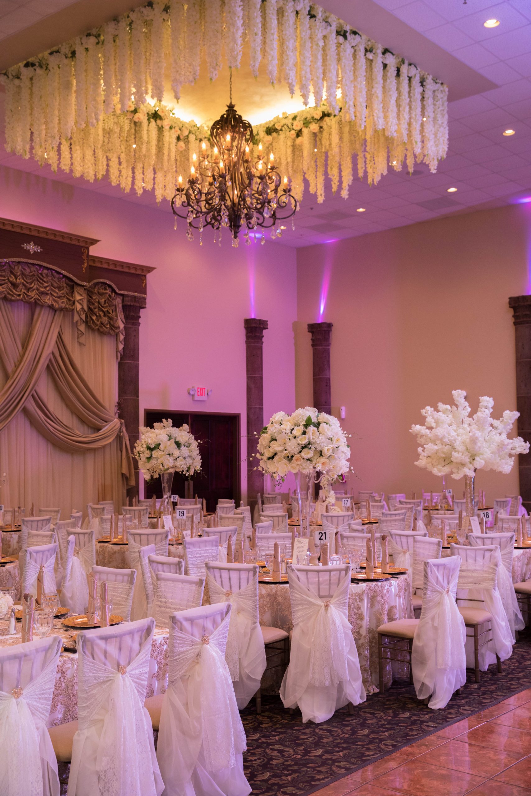 Emporium By Yarlen San Antonio Weddings