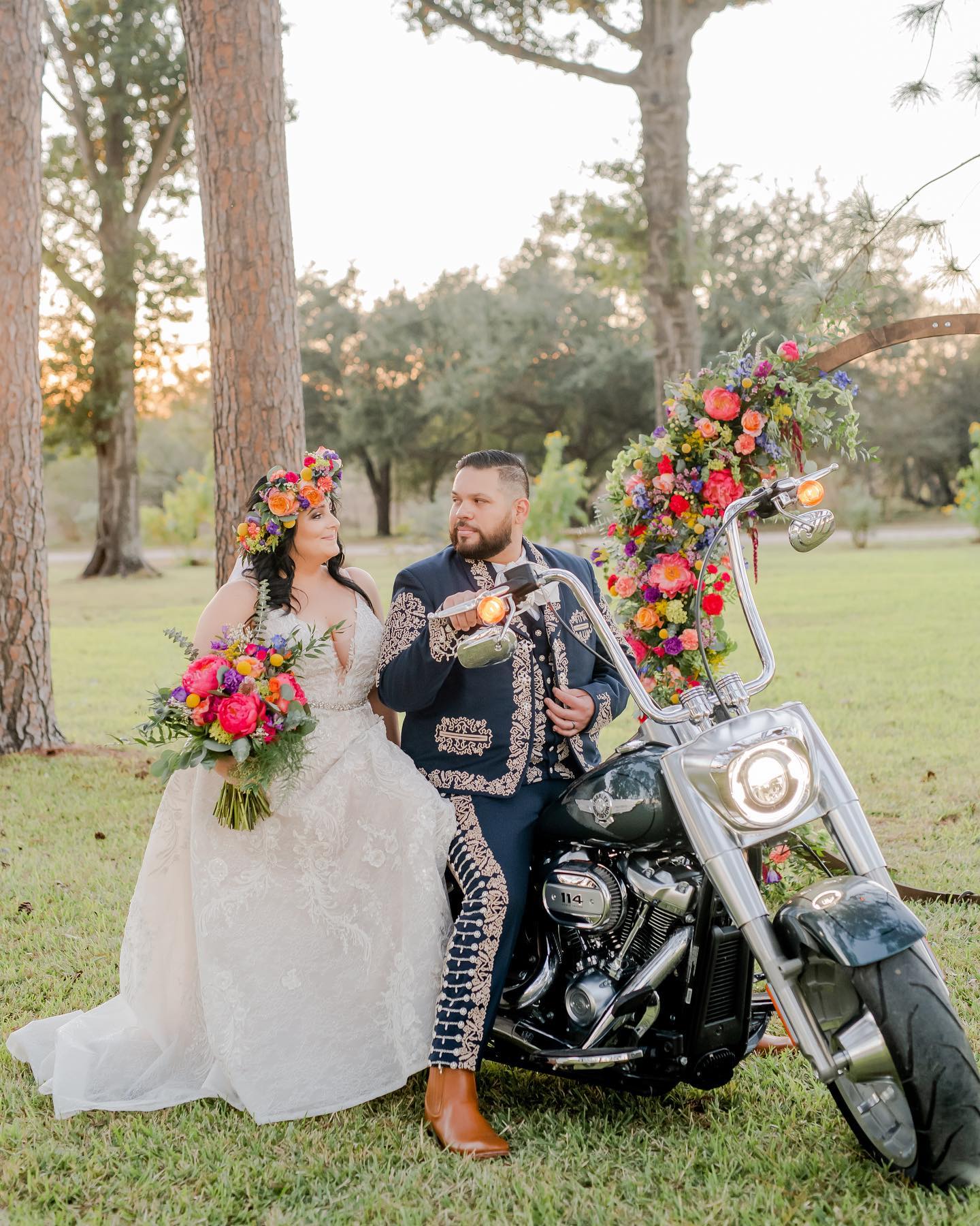 Lesley's Flowers-BridalBuzz-San Antonio Weddings- Strawberry Pines - Under the Sun Photography