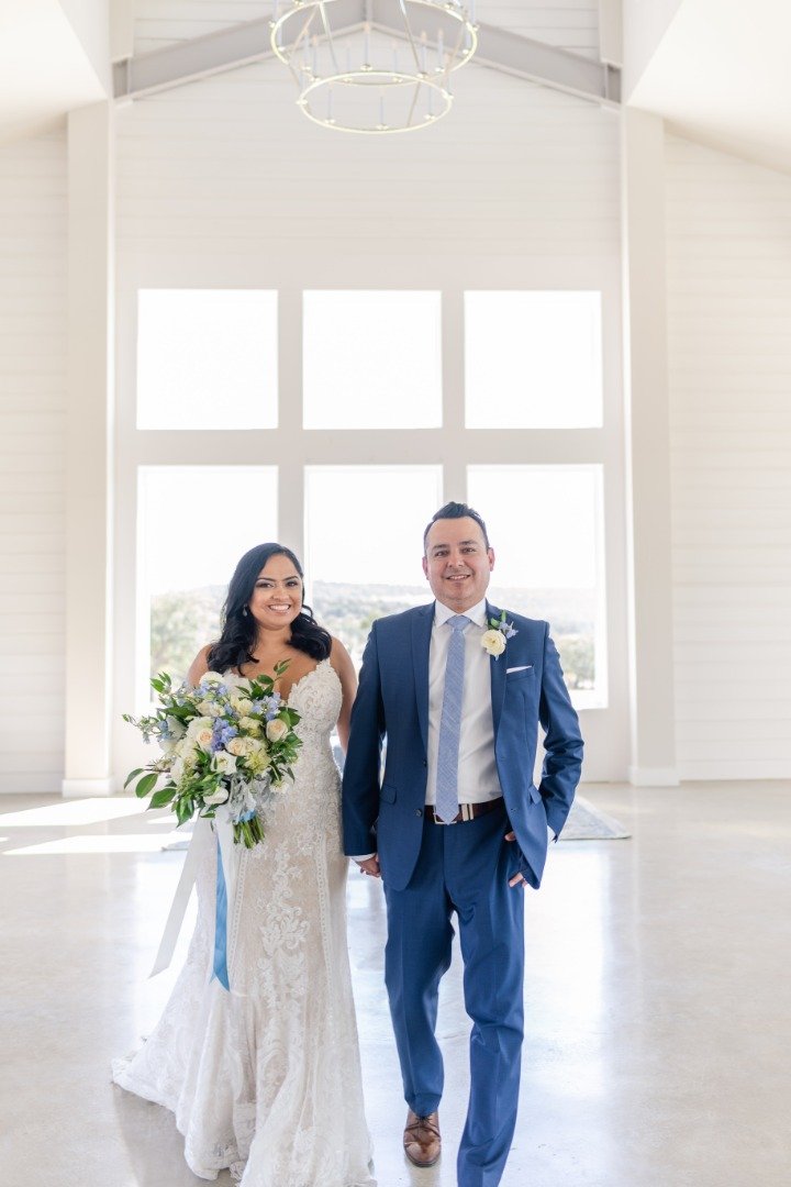 Melissa & Arturo Photography-BridalBuzz-San Antonio Weddings