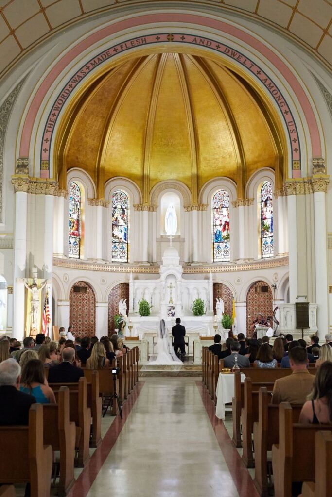 San Antonio_WeddingsinSA_StAnthonyHotel _4