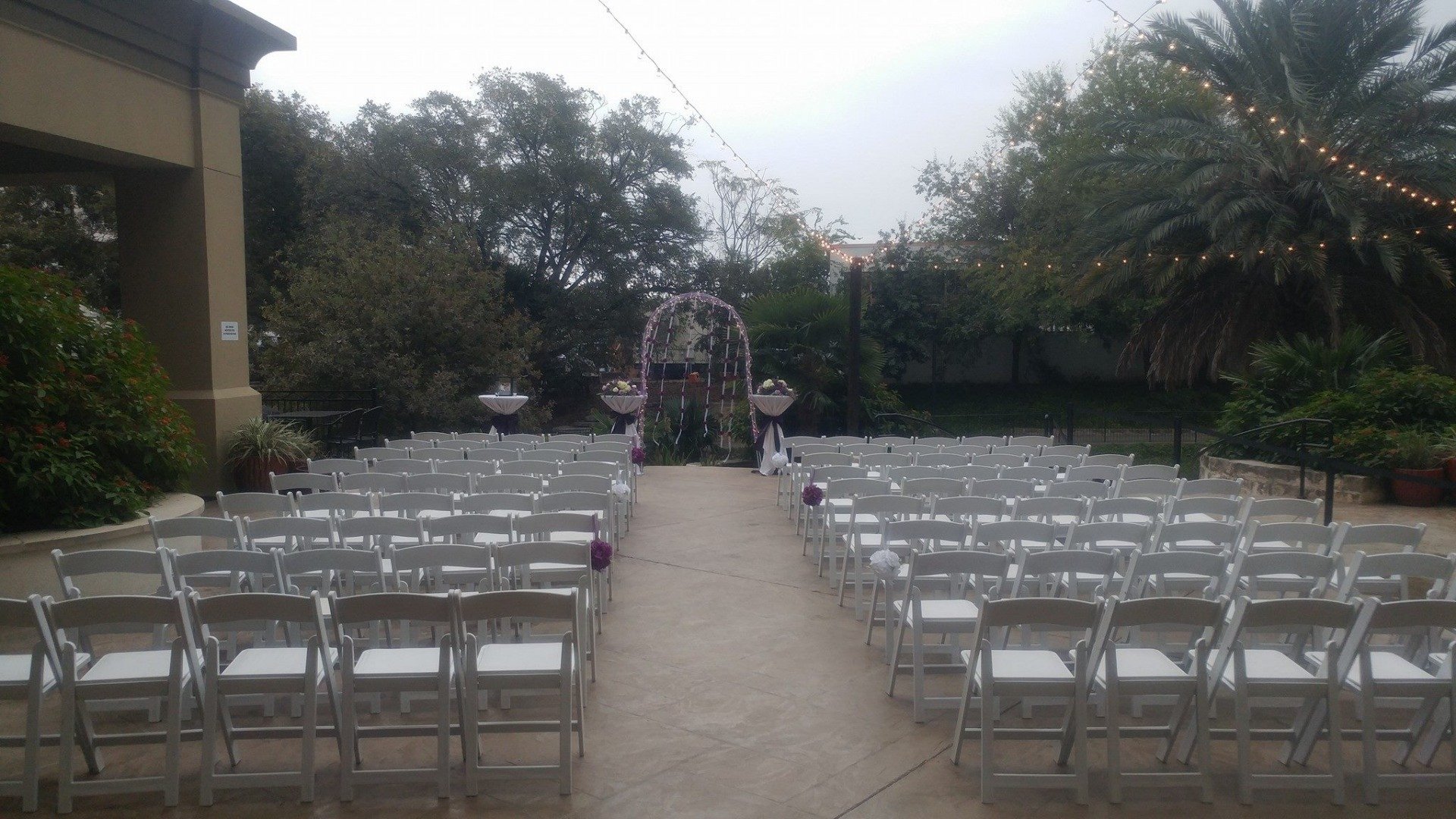 Wyndham Garden San Antonio Riverwalk/Museum Reach Hotel-BridalBuzz-San Antonio Weddings