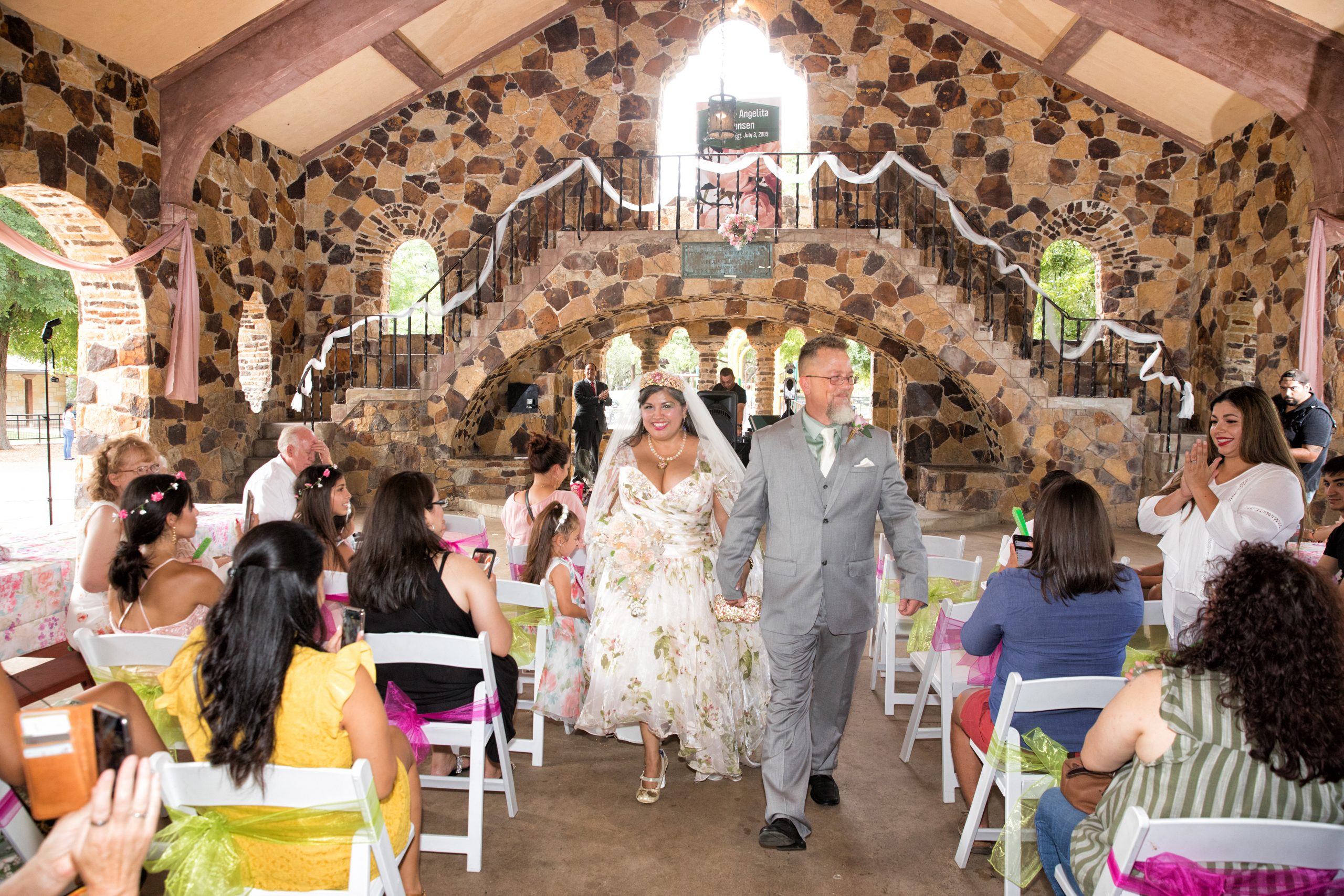 Angelita & Earle Sorensen-BridalBuzz-San Antonio Weddings