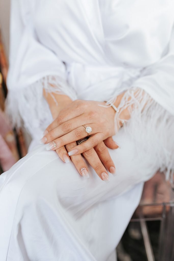 brides engagement ring