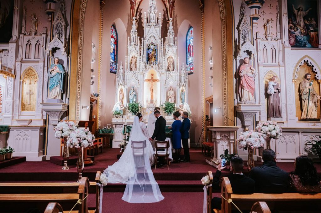 San Antonio Weddings couple photographed by Jersson Luna