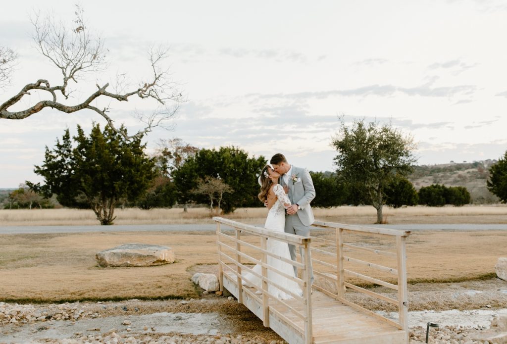 San Antonio Weddings couple, Lindsey and Bruce, at Sunset Ranch Event Center