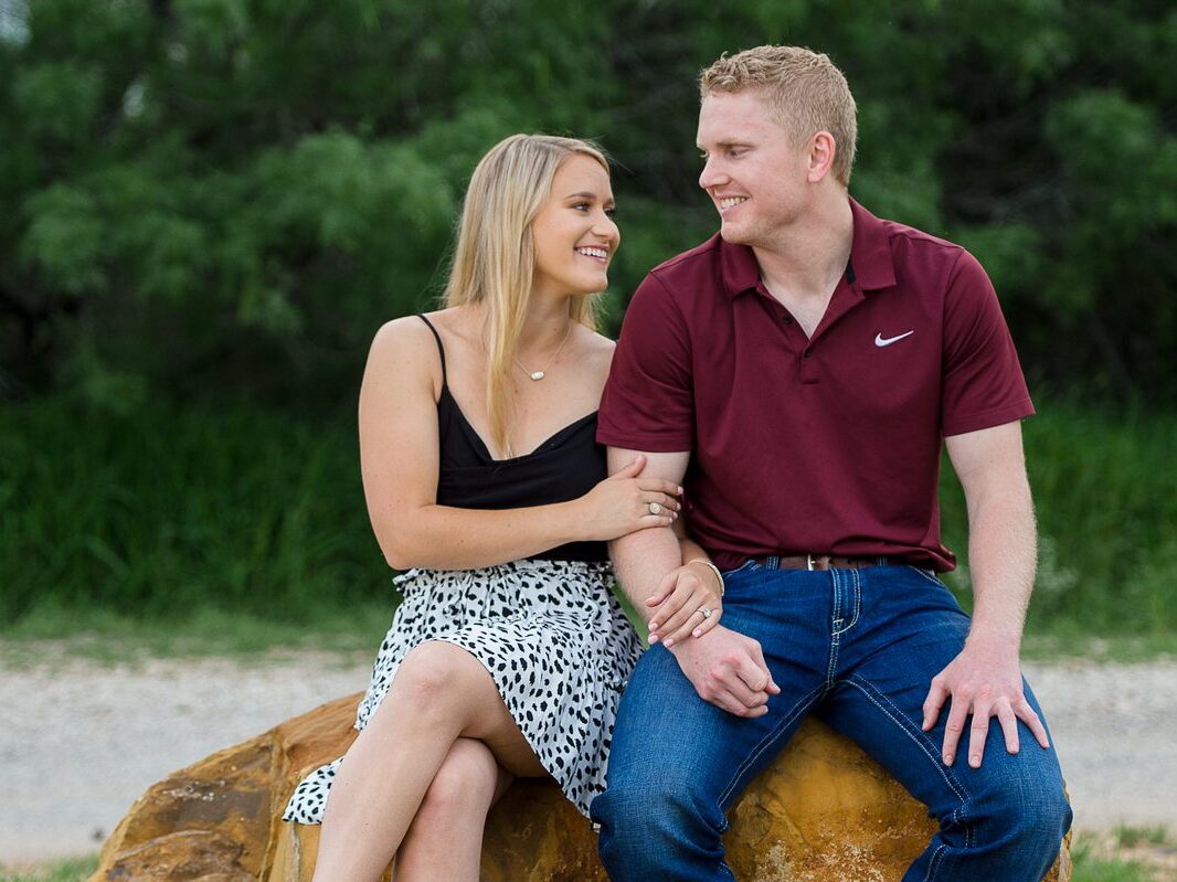 http://Karley%20and%20Hayden%20Engagement