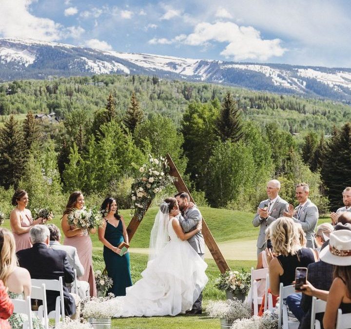 The Ultimate Rocky Mountain Summer Wedding Destination